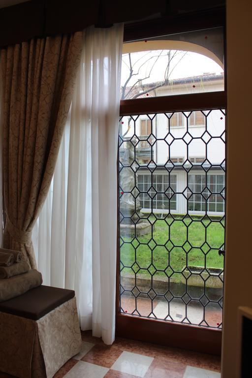 Domus Dotti V Guest House Treviso Esterno foto
