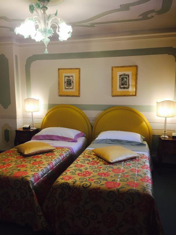 Domus Dotti V Guest House Treviso Esterno foto