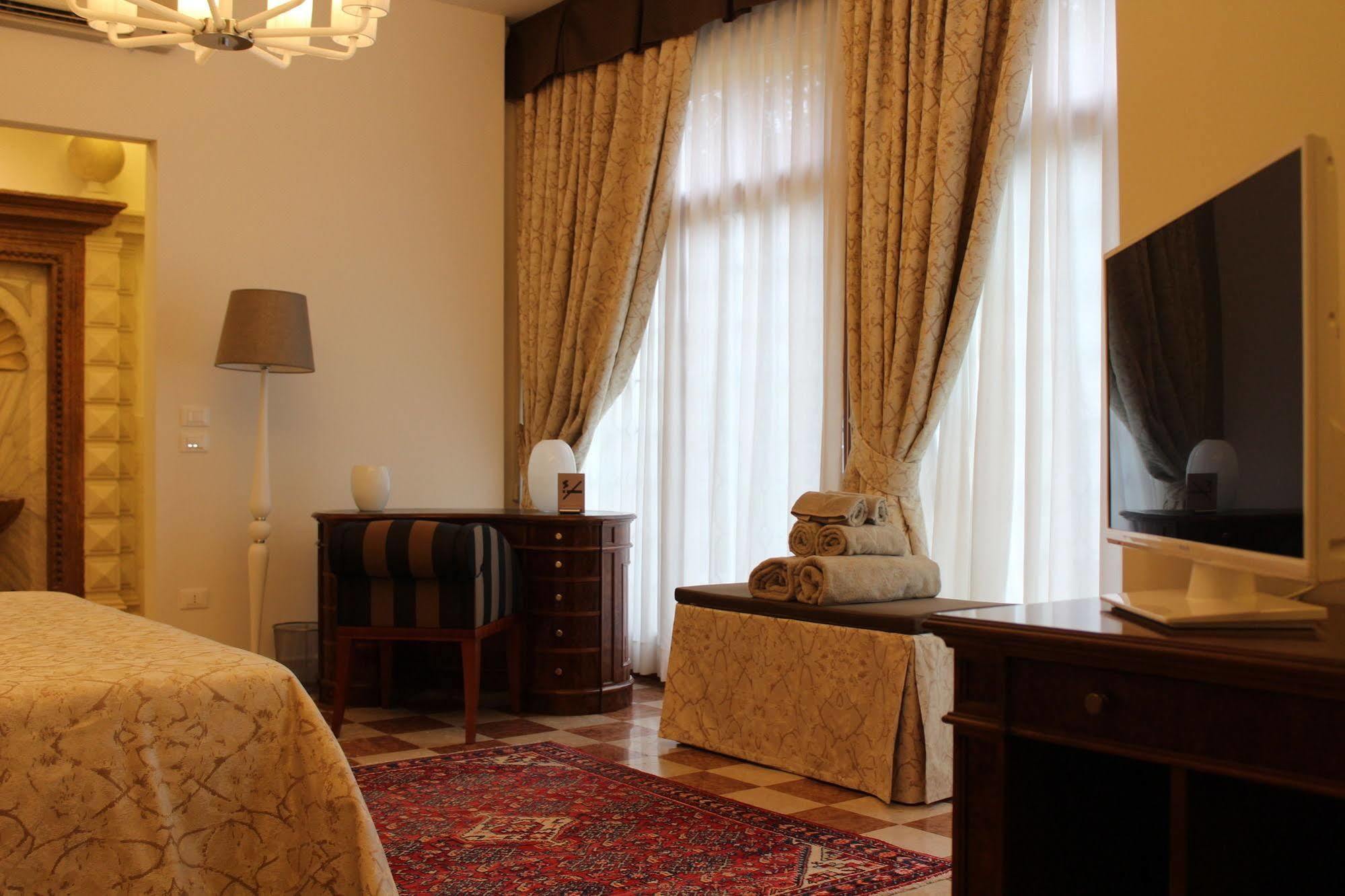 Domus Dotti V Guest House Treviso Esterno foto