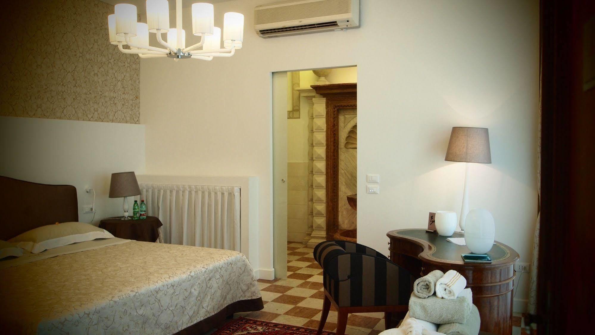 Domus Dotti V Guest House Treviso Esterno foto