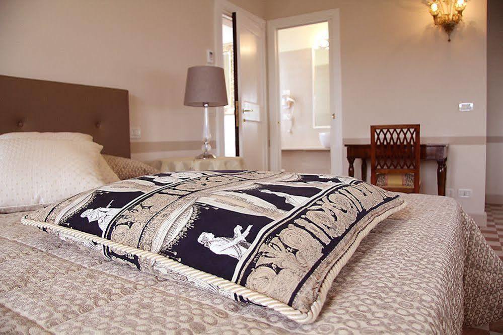 Domus Dotti V Guest House Treviso Esterno foto