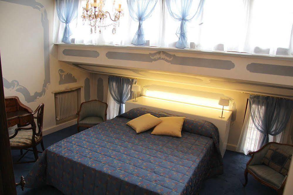 Domus Dotti V Guest House Treviso Esterno foto