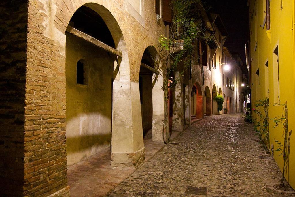 Domus Dotti V Guest House Treviso Esterno foto