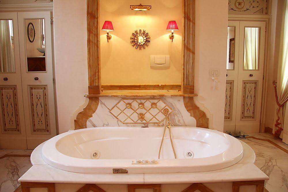 Domus Dotti V Guest House Treviso Esterno foto